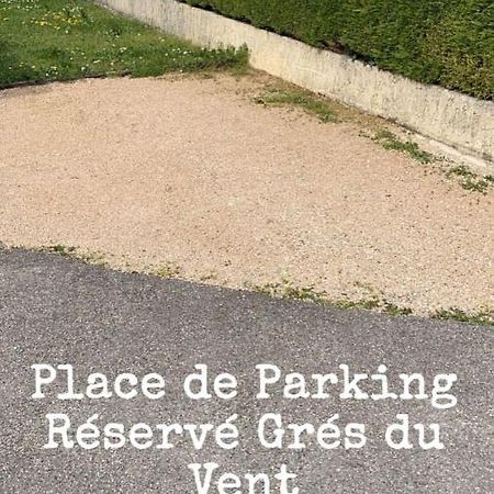 Au Gres Du Vent Leilighet Ruy-Montceau Eksteriør bilde